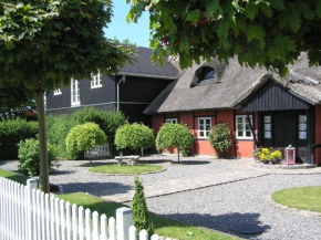 Hotels in Søllested